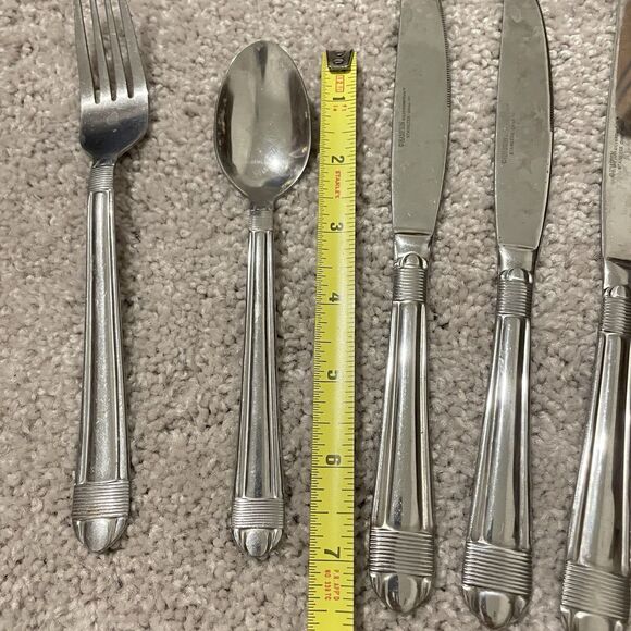 Lot of 13 Hampton Silversmiths Stainless China Flatware Spoons Forks Knives - Picture 3 of 6